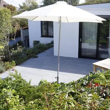 Wellenspiel - Einmalige Atmosphaere Mit Rosengarten Wangerooge