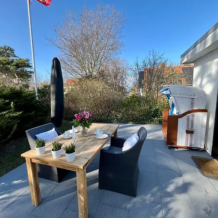 Wellenspiel - Einmalige Atmosphäre Mit Rosengarten Apartment Wangerooge